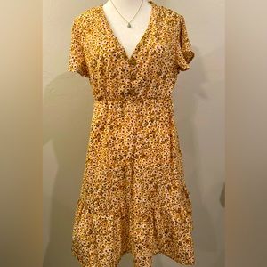 🎉🛍️HP🎉🛍️ Aluna Levi midi floral dress